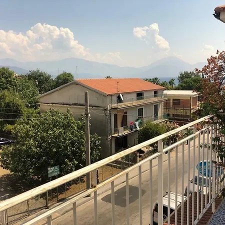 Apartamento Baia Garagliano 2 *